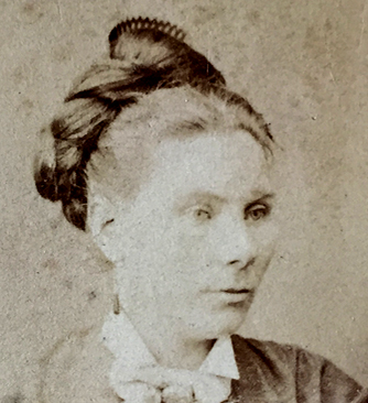 Photo of photos/Ann Grant McLennan 1850-1923 portrait